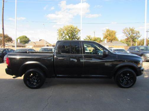2024 RAM 1500 Classic Warlock Crew Cab 4x4 5'7' Box