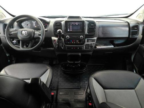 Bright White Clearcoat 2025 RAM ProMaster 2500 Tradesman