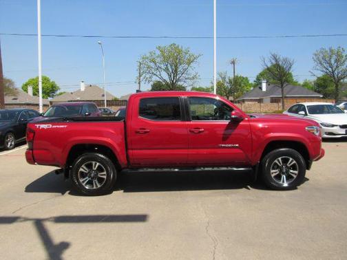 2019 Toyota Tacoma TRD Sport