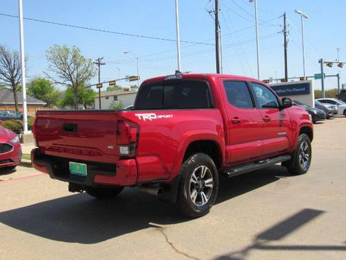 2019 Toyota Tacoma TRD Sport
