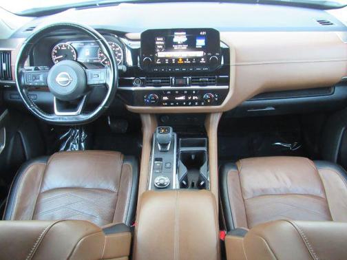 2022 Nissan Pathfinder Platinum 4WD