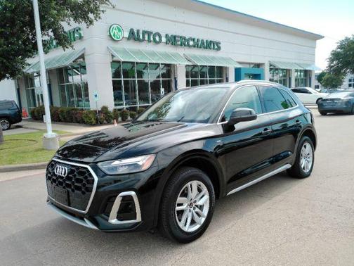 Mythos Black Metallic 2023 Audi Q5 45 S line Premium
