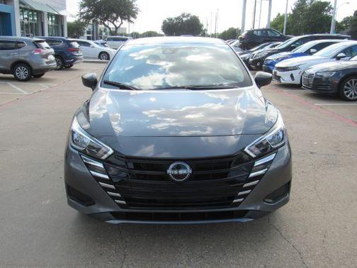 2024 Nissan Versa 1.6 S