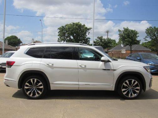 2022 Volkswagen Atlas 3.6L SEL Premium