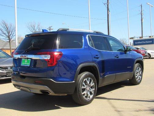 2023 GMC Acadia AWD SLT