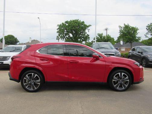 2024 Lexus UX 250h Base