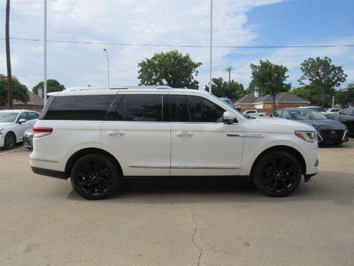 2022 Lincoln Navigator Reserve