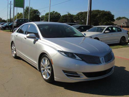 2016 Lincoln MKZ Hybrid Base