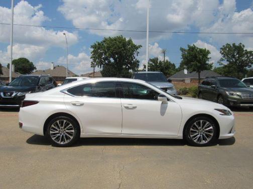 2021 Lexus ES 250 Base