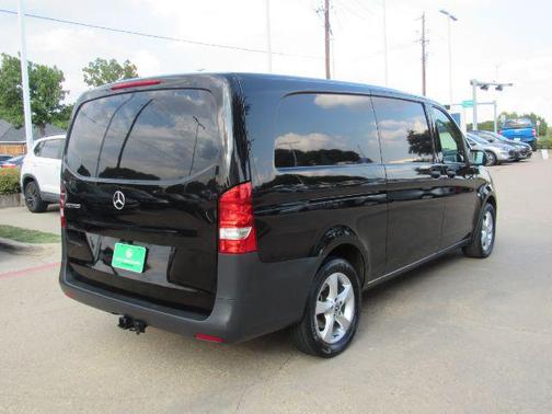 2022 Mercedes-Benz Metris Base