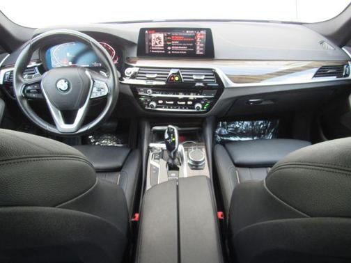 2020 BMW 530 550I