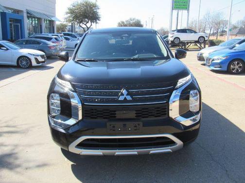 2024 Mitsubishi Outlander SE Black Edition