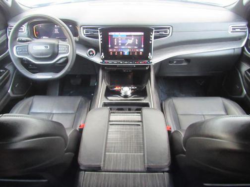 2024 Jeep Wagoneer Series II 4x2
