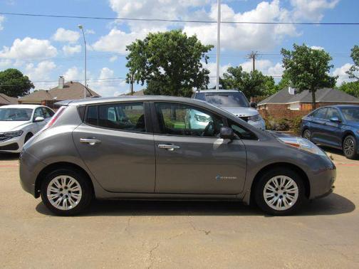2017 Nissan Leaf S