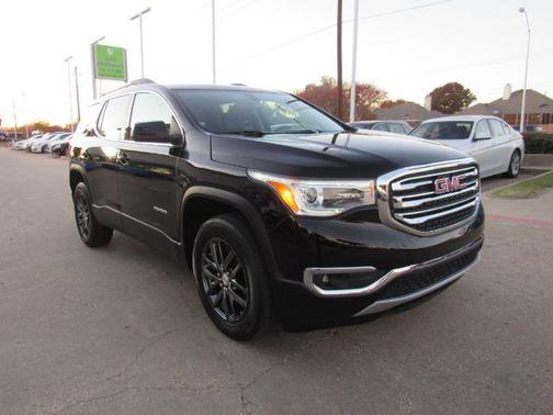 2017 GMC Acadia SLT-1