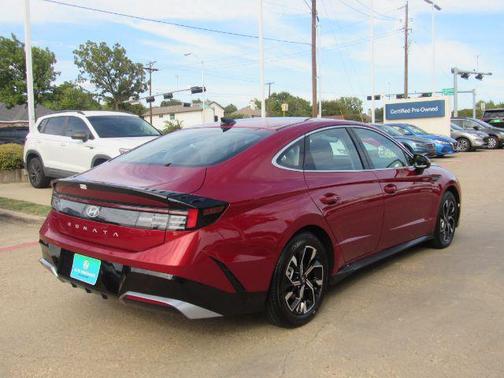 2025 Hyundai SONATA SEL