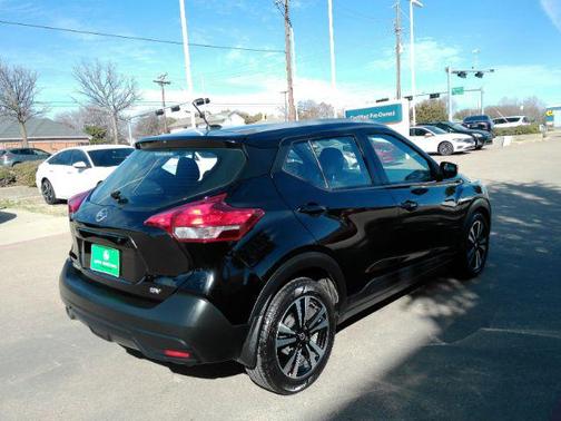 2018 Nissan Kicks SV