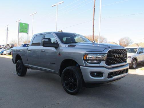 2023 RAM 2500 Big Horn Crew Cab 4x4 6'4' Box
