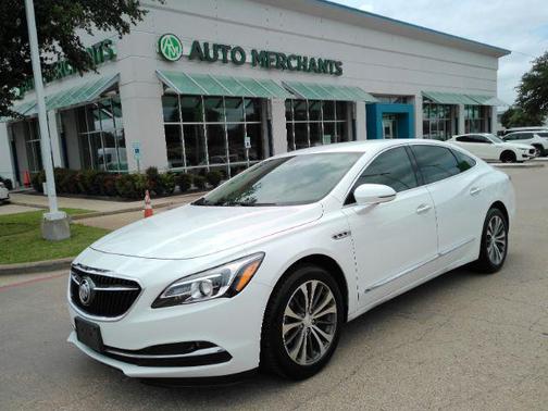 Summit White 2017 Buick LaCrosse Essence