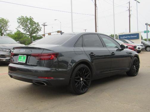 2019 Audi A4 40 Titanium Premium