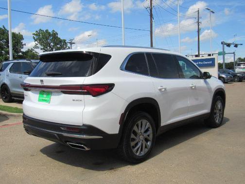 2025 Buick Enclave Preferred FWD