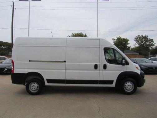 2024 RAM ProMaster 2500 Tradesman