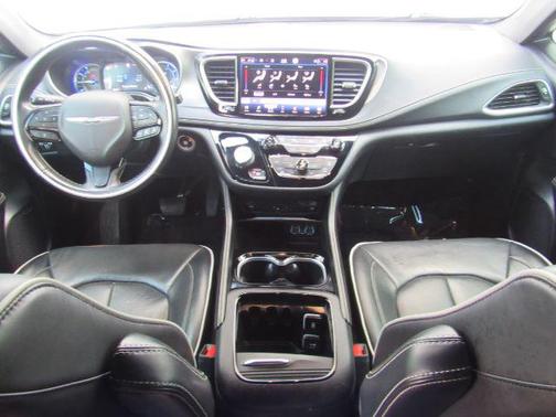 2021 Chrysler Pacifica Hybrid Limited