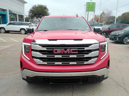 2024 GMC Sierra 1500 SLE