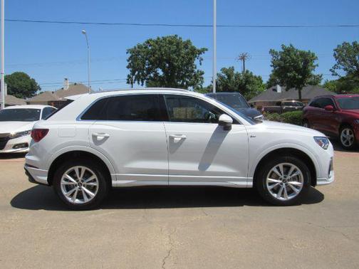 2023 Audi Q3 45 S line Premium Plus
