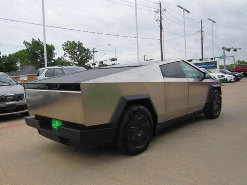 2024 Tesla Cybertruck All-Wheel Drive