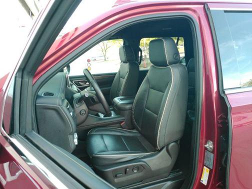 Cayenne Red Tintcoat 2021 GMC Yukon SLT