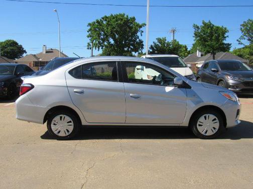 2023 Mitsubishi Mirage G4 SE