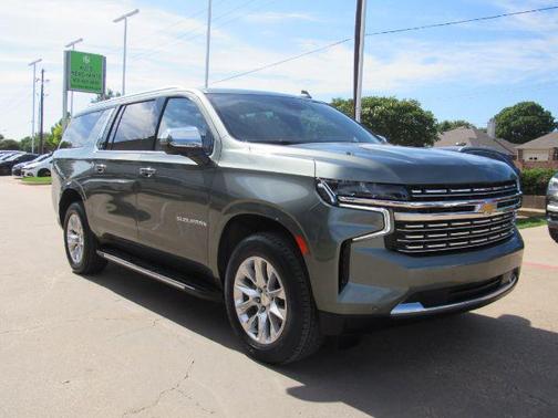 2023 Chevrolet Suburban Premier