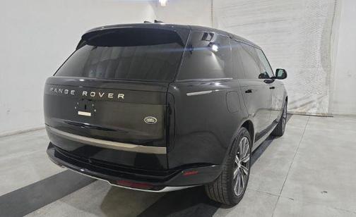 2023 Land Rover Range Rover P530 SE