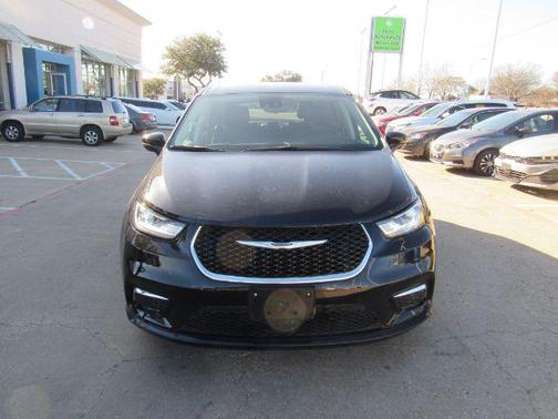 2024 Chrysler Pacifica Hybrid Select