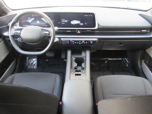2023 Hyundai IONIQ 6 SE