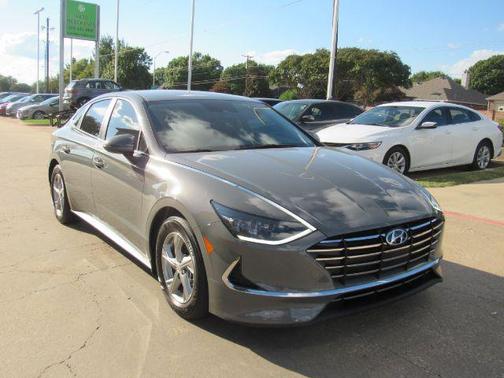 2023 Hyundai SONATA SE