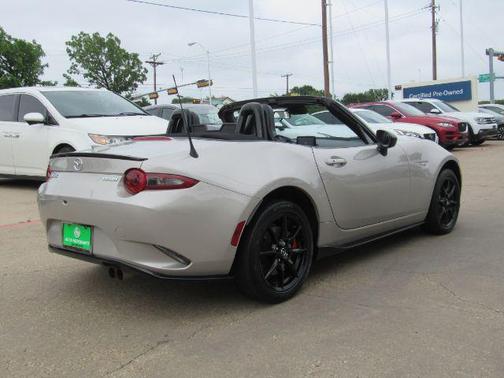 2023 Mazda MX-5 Miata Club