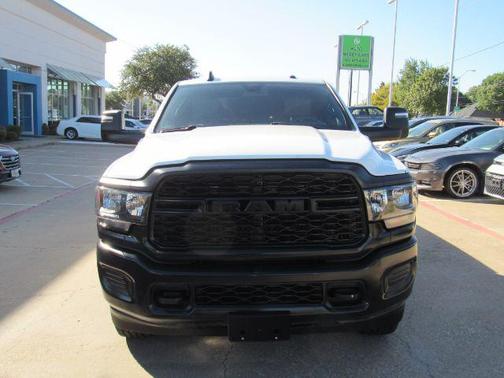 2024 RAM 2500 Tradesman Crew Cab 4x4 8' Box