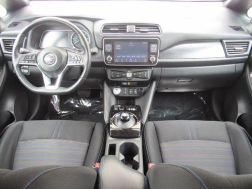 2022 Nissan Leaf SV 40 kWh