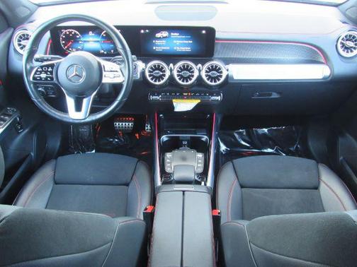 2023 Mercedes-Benz EQB 300 4MATIC