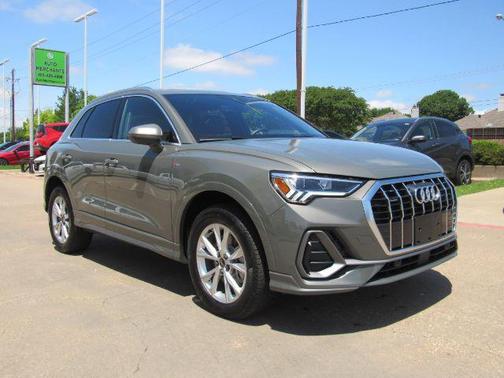 2024 Audi Q3 Premium 45 TFSI S line quattro Tiptronic