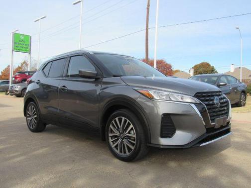 2021 Nissan Kicks SV