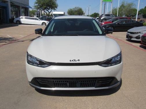 2023 Kia EV6 Wind