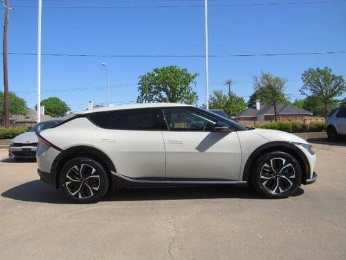 2023 Kia EV6 Wind