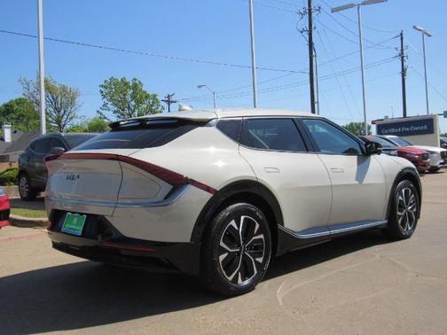 2023 Kia EV6 Wind
