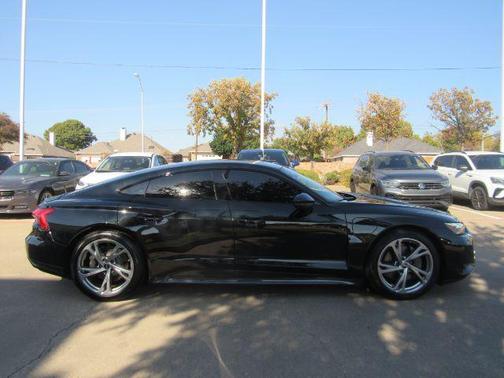 2023 Audi e-tron GT Premium Plus quattro