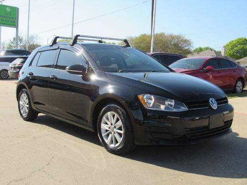 2016 Volkswagen Golf TSI S 4-Door
