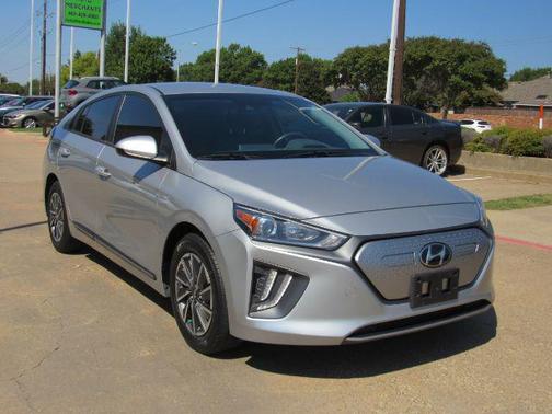 2021 Hyundai IONIQ EV SE