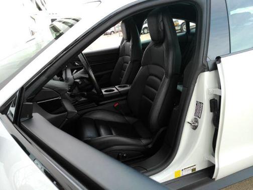 2021 Porsche Taycan Taycan